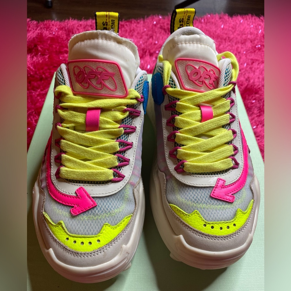 offwhite women's sneakers size 6